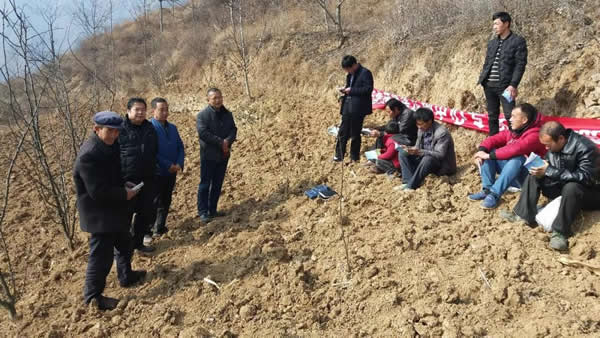 隴運(yùn)集團(tuán)公司積極開展幫扶村冬